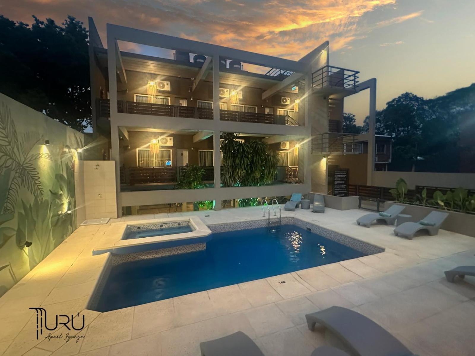 Uru Apart Iguazu 伊瓜苏港 外观 照片